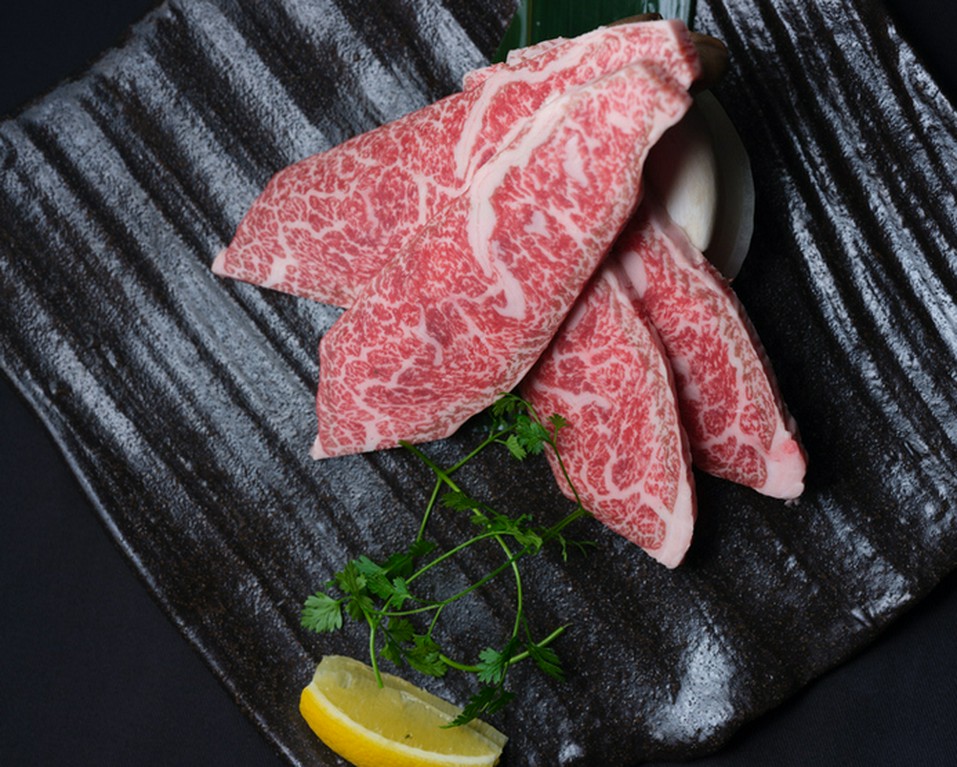人びとを魅了するひと品『宮崎牛の上ロース』