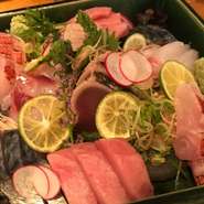 その時期おすすめのメニューがあります。