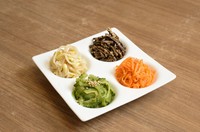 単品各種：600円

もやしナムル
にんじんナムル
ゼンマイナムル
ゴーヤーナムル