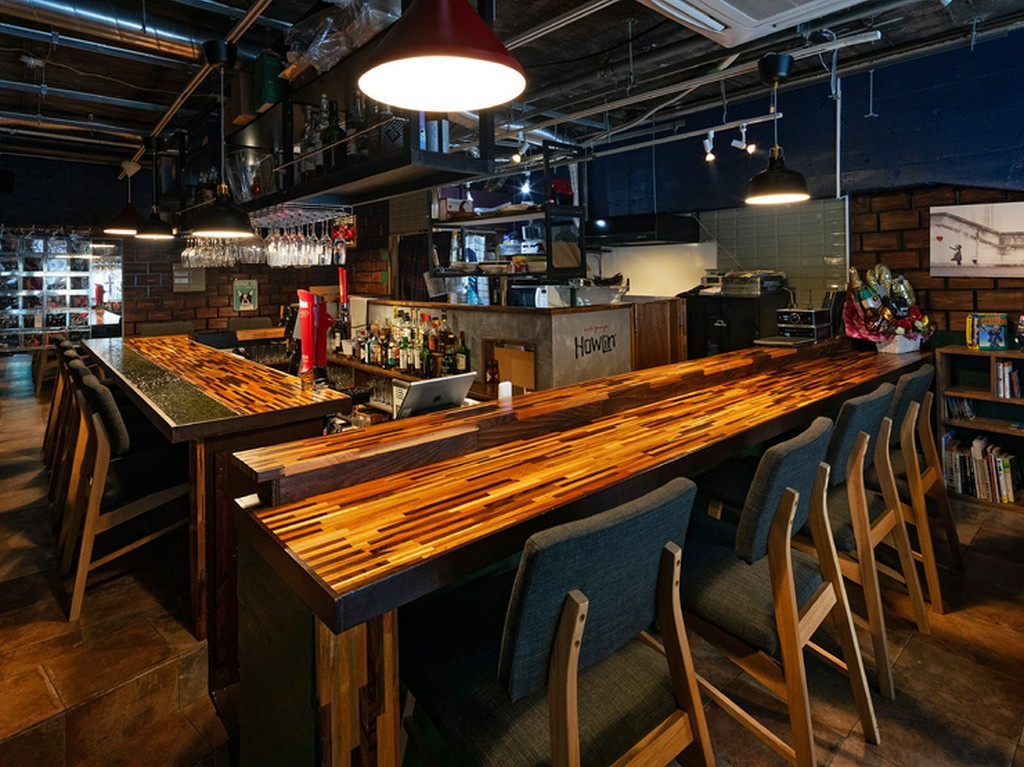 飲み足りない2軒目に