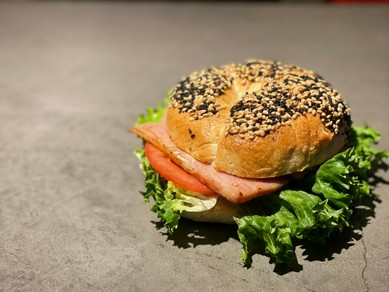 自家製ベーコンのBLT