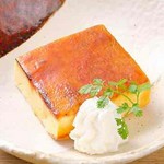 ◆肉球パフェ572円◆カタラーナ460円◆こだわりプリン439円◆プリンパン439円◆ピスタチオアイス253円◆バニラアイス219円◆ゆずシャーベット231円◆チョコアイス219円