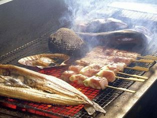 Charcoal-grilled izakaya Mountain monkey Otaru station square store
