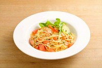 ◆スモークサーモンのペペロンチーノ1298円◆ズワイガニとホウレン草のペペロンチーノ1375円◆ボンゴレビアンコ1078円◆ズッキーニとベーコンのペペロンチーノ1188円