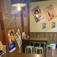 料理は、和食店を営む両親の間に生まれ、京の料亭などで修業を重ねた生粋の料理人が、連日ゲストの舌を唸らせる。