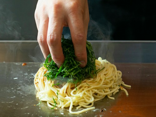 刻んだ大葉を使うことでさっぱりといただけるお好み焼き各種