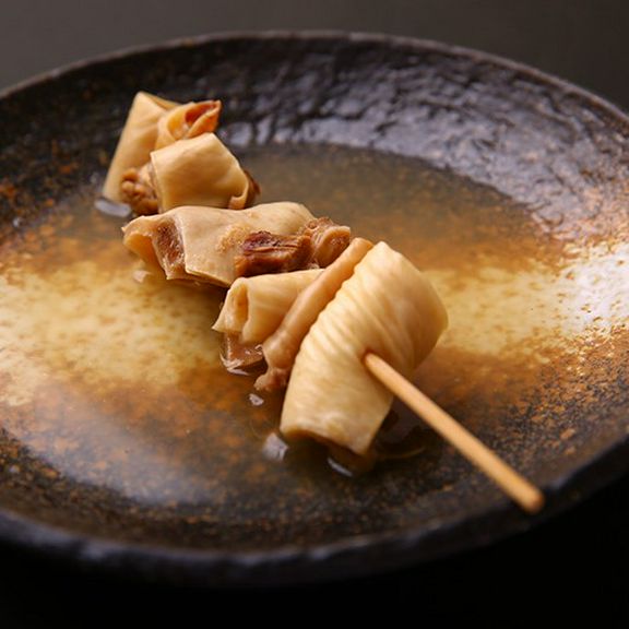 プルップル「純国産の牛すじ串」。染みてます・・・
