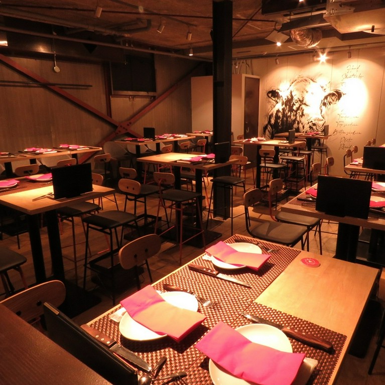 ランチ時はママ会。ディナー時は大人の女子会として楽しめる