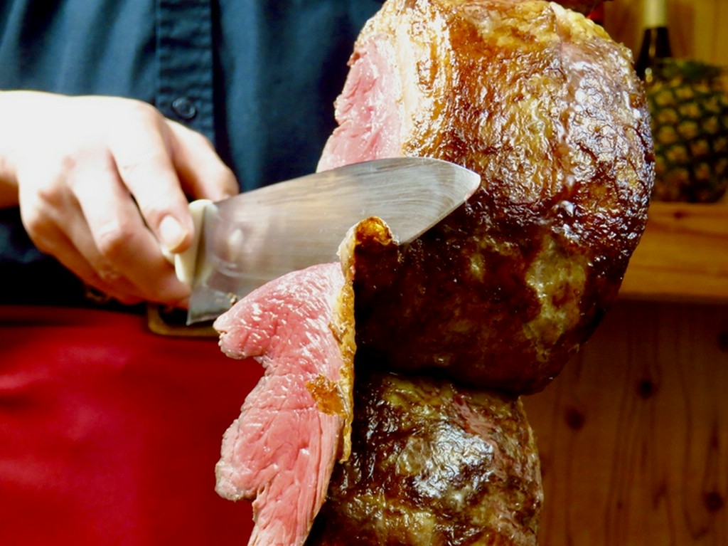 ◆シュラスコランチプラン◆15種類シュラスコ食べ放題＋サイドメニュー3品