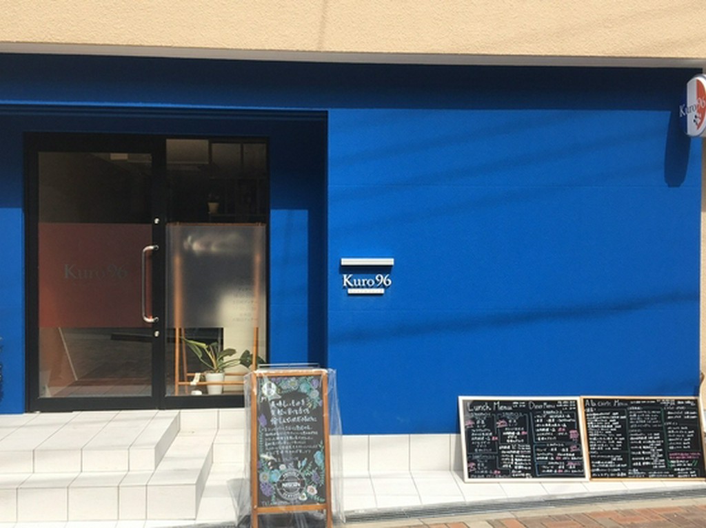 カフェのような居心地で、本格フレンチを気軽に堪能できる空間