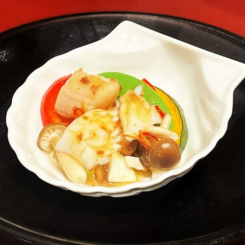 ホタテとイカのXO醤炒め