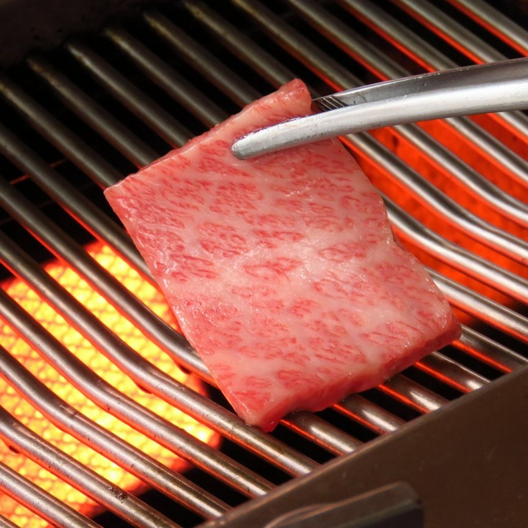 水冷パイプ式ロースター採用