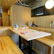 テーブル(3～5名様)