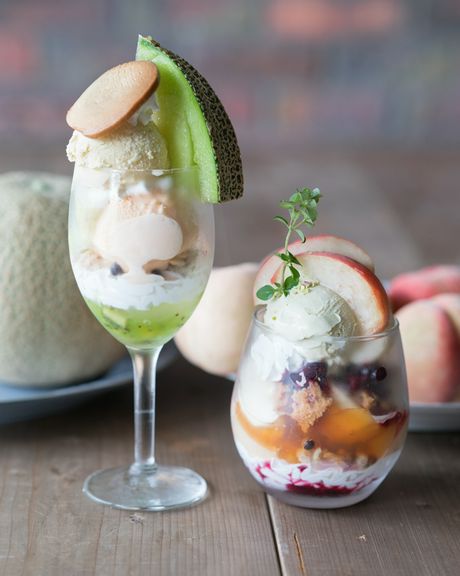 季節で変わる期間限定パフェ