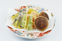 季節野菜の天ぷら5種類盛り合わせ