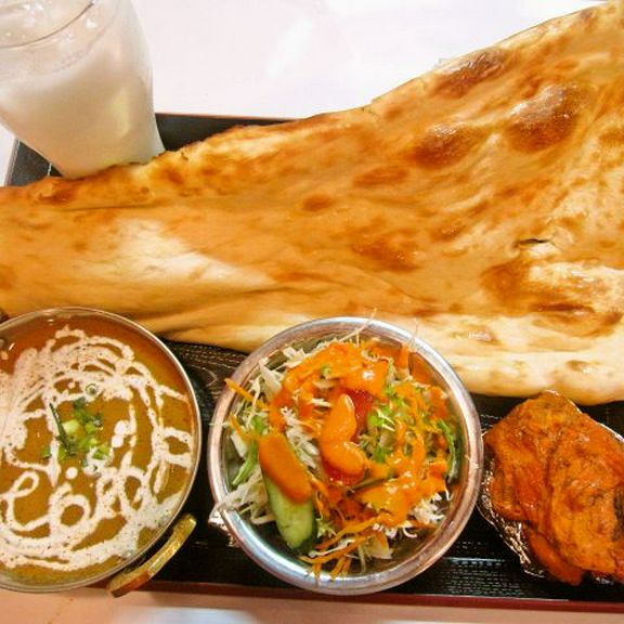 《ライスとナンが食べ放題!ディナー限定》サービスセット