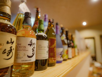 日本酒や焼酎が充実。お料理に合わせてお好みのドリンクをどうぞ