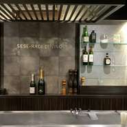 完全個室/テーブル/鉄板焼きカウンターございます。