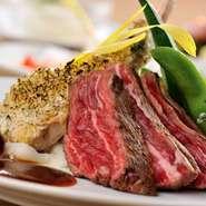 自慢のステーキは口の中でとろけます。