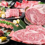 〈PREMIUM　WAGYU〉を堪能！超豪華和牛サーロインステーキ付きの食べきれないくらいの和牛焼肉満載のコースです。（120分飲み放題付）