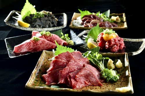 新鮮！肉刺身！