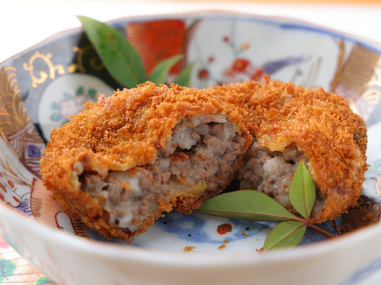 ホクホクとした食感がクセになる『里芋と短角牛のコロッケ』