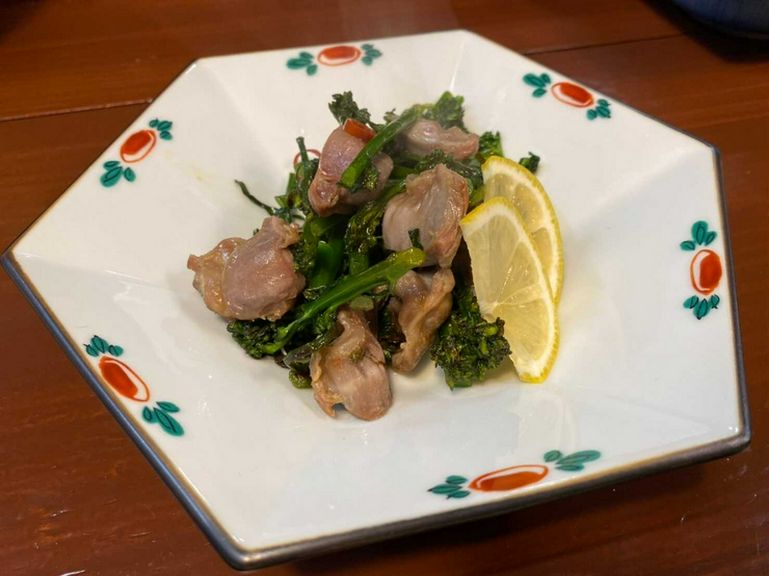 香り漂う砂肝ペペロンチーノ