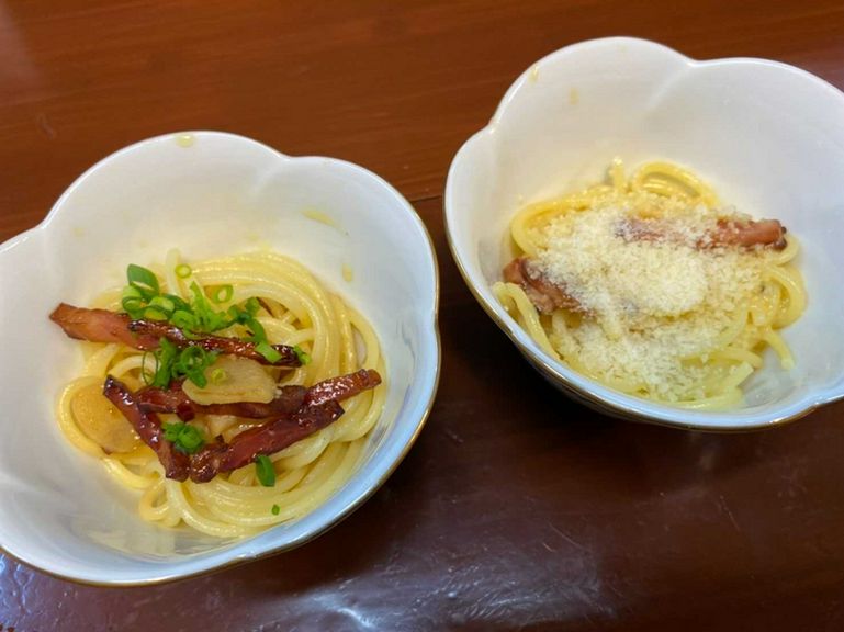 人気パスタ！ペペロンチーノとカルボナーラ