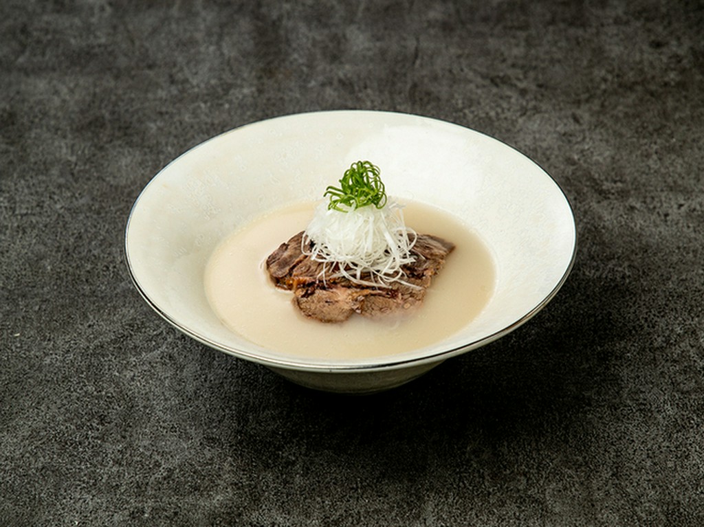 無添加　牛骨白湯〈白〉スープ