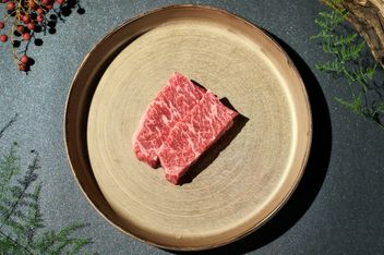 Wagyu Yakiniku Yakuniku Shinjuku Higashiguchi Ten