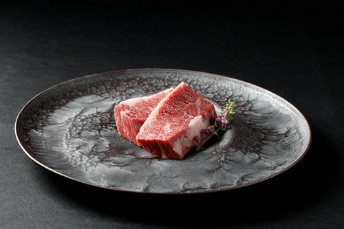 新感覚の和牛焼肉体験をお楽しみください。