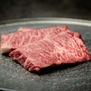 ※お席の利用は2時間制となります。
※コース内容は仕入れ状況や鮮度によって、一部変更する事がございます。