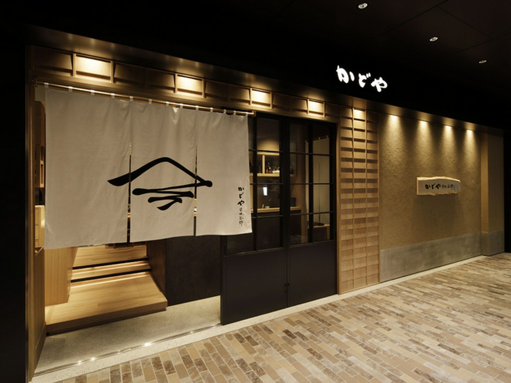 重厚感のある和の雰囲気が漂い、心穏やかに過ごせる空間