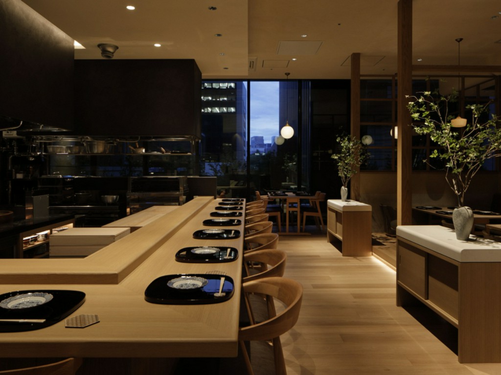 愛媛を中心とした西日本の美味を大切な人と堪能できる店