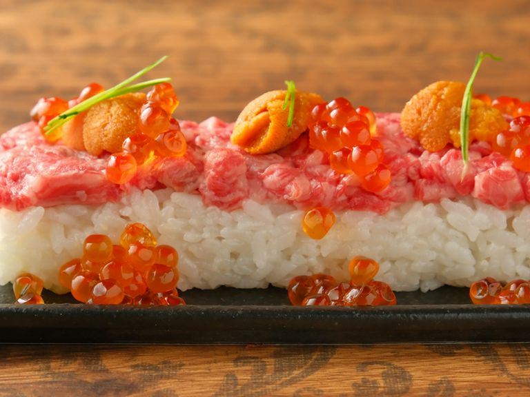 盛り付けにもこだわった一皿は、味も見た目も大満足！