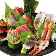 ～おすすめ・売れ筋～
豊洲直送だから鮮度と味に自信有。
その日仕入れた最高の魚を御提供致します。