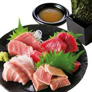 ～おすすめ～
本気の本マグロ入荷中。
赤身・中トロ・大トロと様々な味をご堪能頂けます。