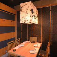 プライベート空間で落ち着いて食事が楽しめる