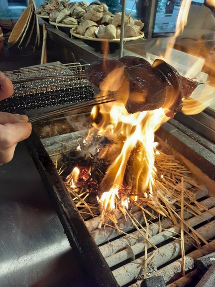 鰹の藁焼き仕込み