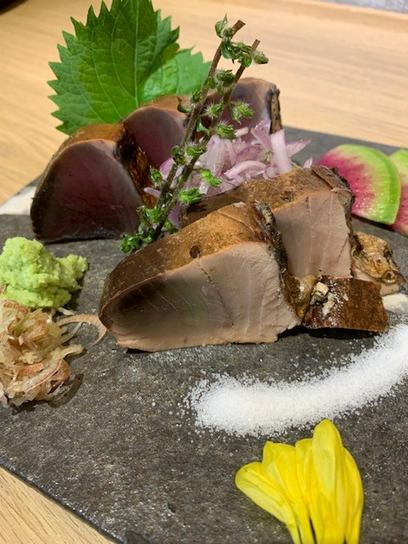 土佐名物 鰹の藁焼き