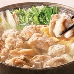 白身魚・鮭・いか・海老・帆立・鶏つくね・基本具材12種類
※スープは「塩味」「醤油味」「味噌味」からお選びください。
※鍋は1人前からご注文いただけます。