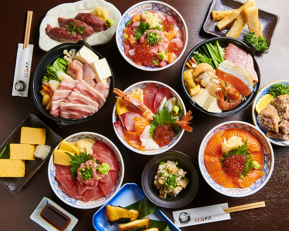 鍋料理・海鮮丼をデリバリー