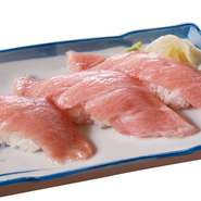 本マグロ中トロにぎり（3貫）
