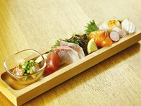※1名様のみ1人前承ります。
※単品刺身は日替わりメニューをご覧ください。