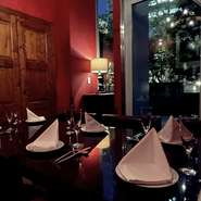 会食や記念日、女子会にぴったりの完全個室席をご用意しております

