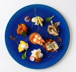 【DON CONA CONERY】オリジナルの“見て楽しい、食べて美味しい”前菜盛り合わせです。シーフードや色鮮やかな野菜を様々な調理法でお楽しみいただけるようご用意いたしました。