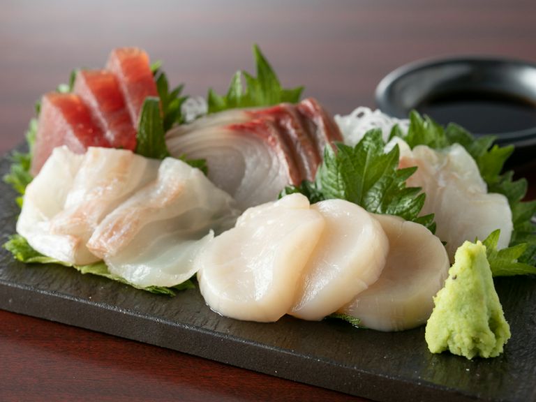 魚介や野菜など、ベース食材は9割を国産で用意