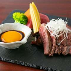 牛ハラミ焼　特製卵黄ソース