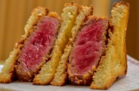 厳選和牛ヒレのブリオッシュサンド