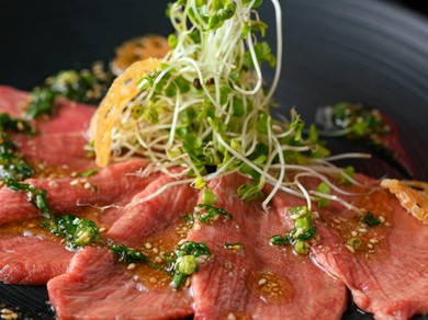 『四葉-Yotsuba-』 9品プラン【3時間飲み放題付き】